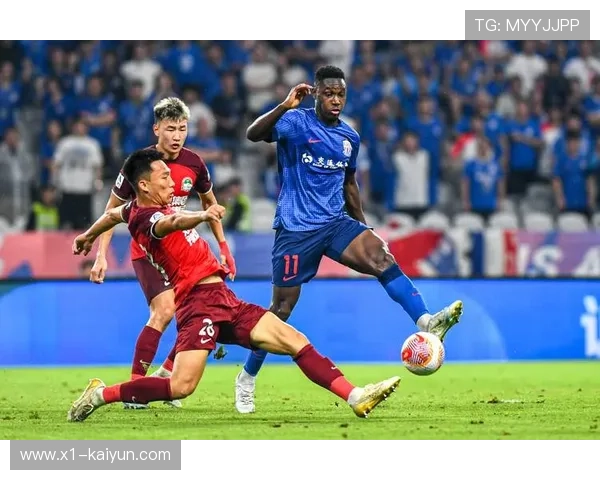 中超争冠格局更趋激烈，海港申花蓉城稳中有变，玉昆新鹏城加大投入